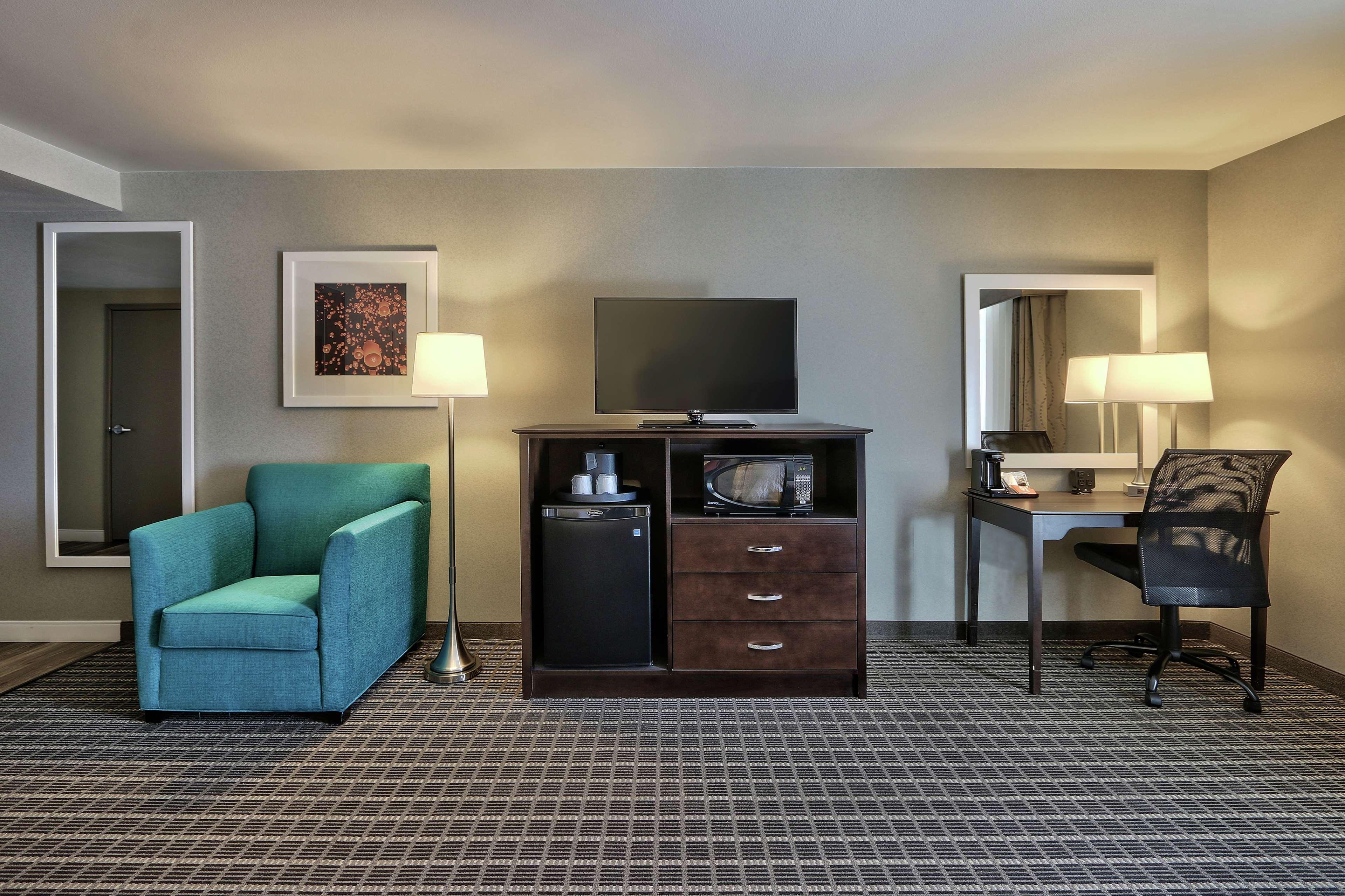 Hampton Inn & Suites Albuquerque Airport Esterno foto