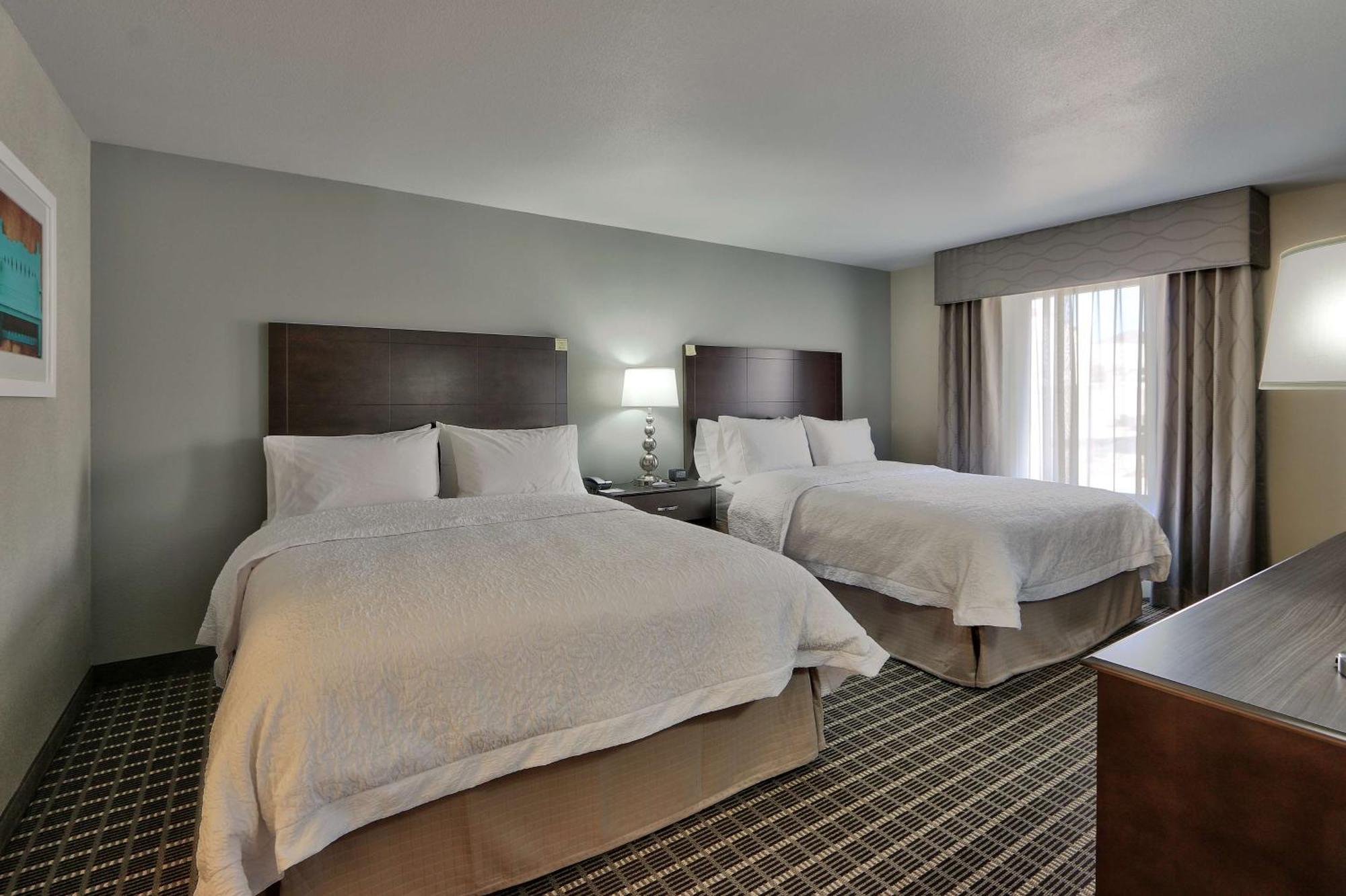 Hampton Inn & Suites Albuquerque Airport Esterno foto