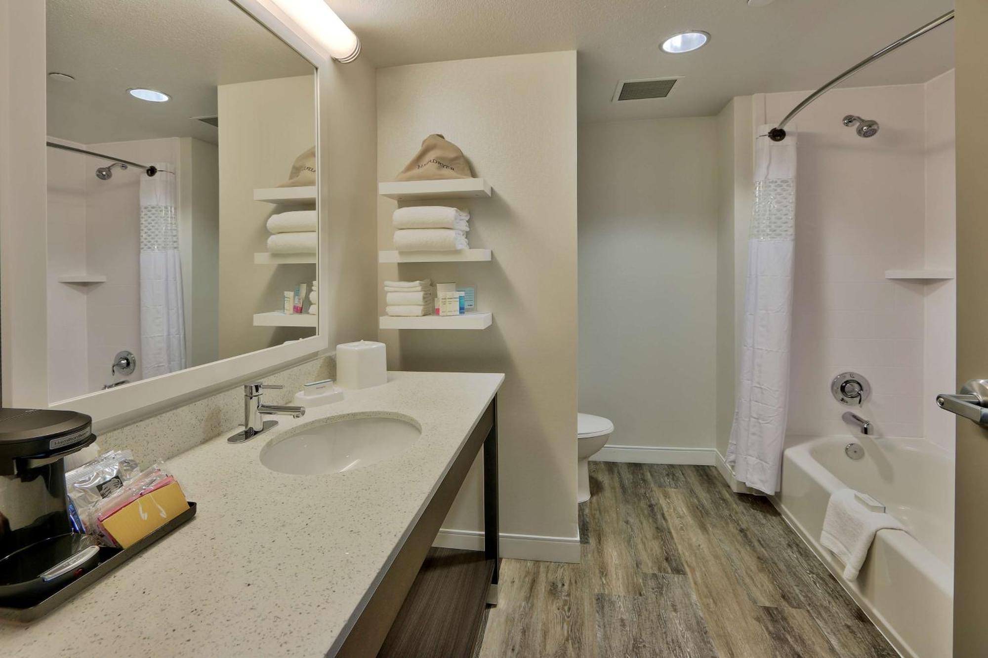Hampton Inn & Suites Albuquerque Airport Esterno foto