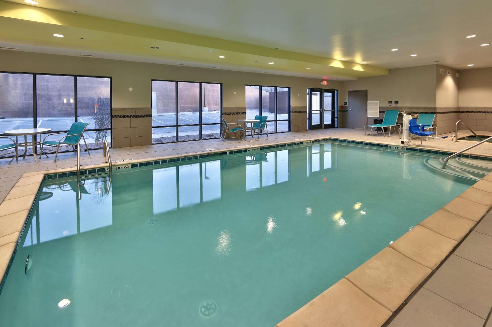 Hampton Inn & Suites Albuquerque Airport Esterno foto