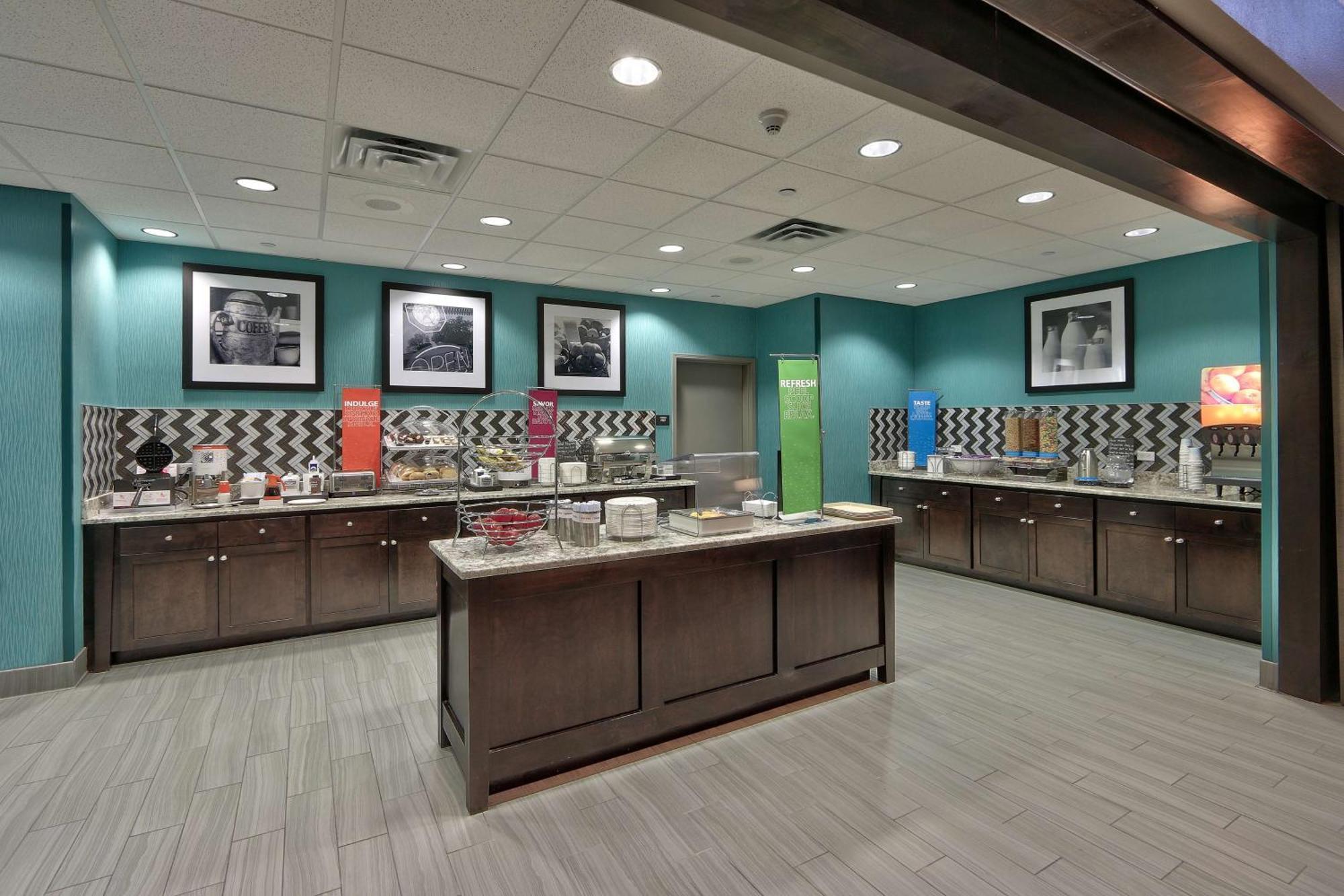 Hampton Inn & Suites Albuquerque Airport Esterno foto