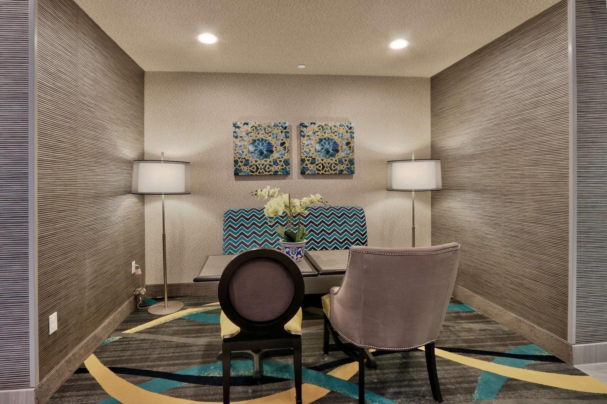 Hampton Inn & Suites Albuquerque Airport Esterno foto