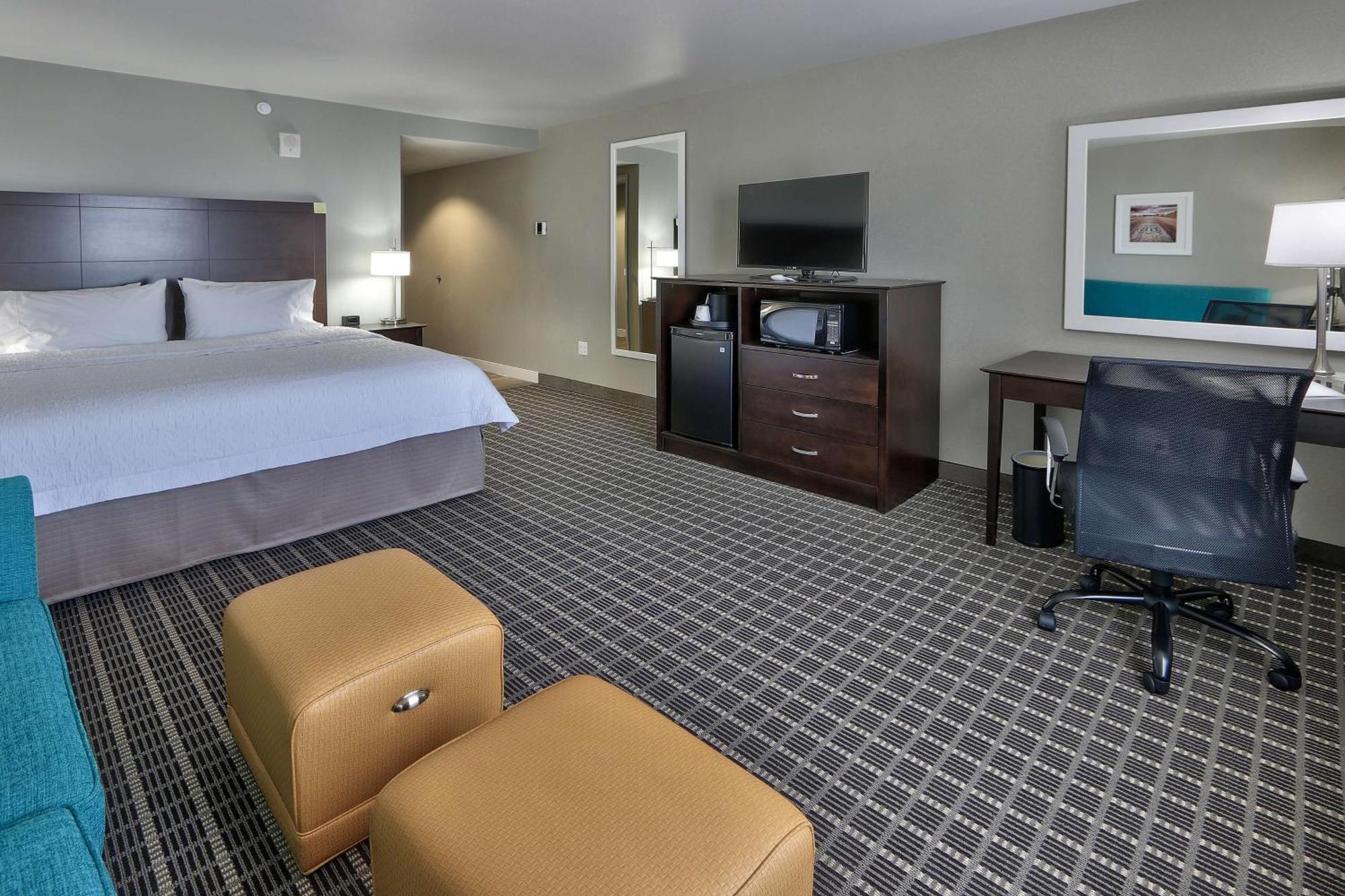 Hampton Inn & Suites Albuquerque Airport Esterno foto