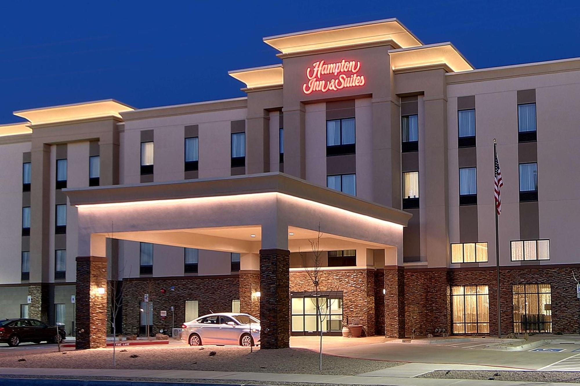 Hampton Inn & Suites Albuquerque Airport Esterno foto